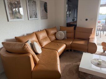 Kožený gauč s taburetkami - 2