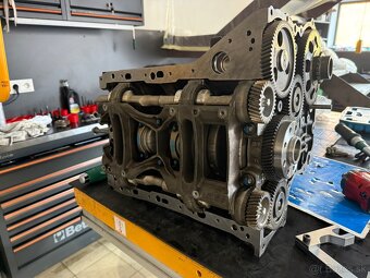 Mercedes 2,2 OM651 komplet zložený blok – nové diely - 2