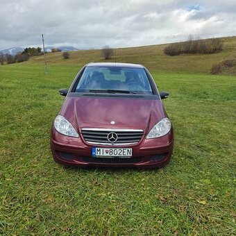 Mercedes A 150 benzin automat - 2