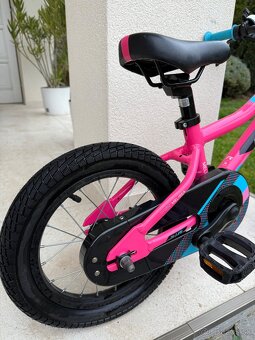 GENESIS MELISSA 14”, DIE. V- BRZDY RTR - 2