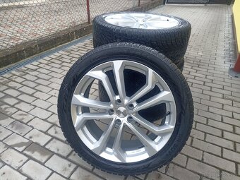 Dezent 8Jx20H2 ET48, pneumatiky Nokian zimné 255/45 R20 - 2
