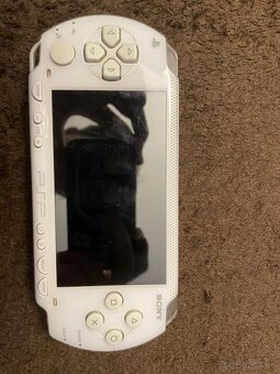 Sony PSP 1000  dobrý stav - 2