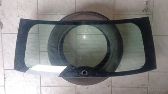 Predám sklo Ford Fiesta - 2