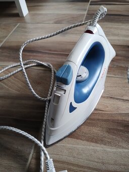 Predám naparovacia žehličky - 2