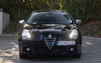 Alfa Romeo Giulietta (2015) - 2