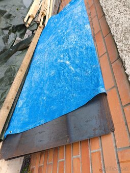 Cierny plech 2mm, 12m, 4ks - 2
