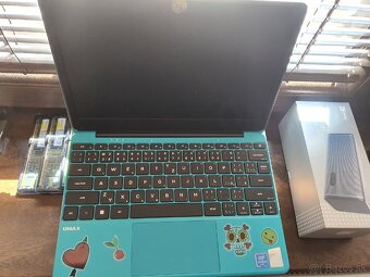 Predám notebook Umax visionbook 12wrx na ND - 2