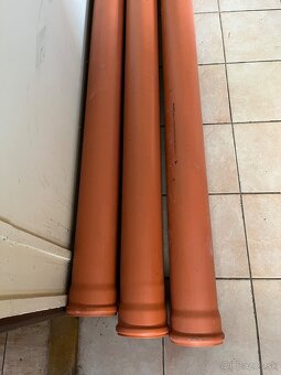 Predám kanalizačné potrubie d160 x6000mm - 2