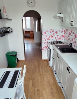 Na prenájom 3 izbový byt Bratislava-Rača - 2
