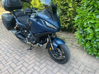 Honda NT 1100 - 2