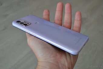 Motorola Moto G30 Gradientná Fialová - 2