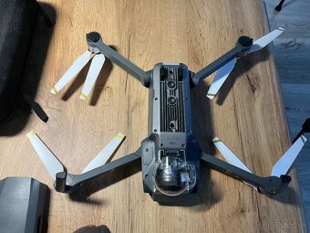 DJI Mavic Pro – perfektný stav, 3 batérie, príslušenstvo - 2