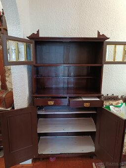 Starožitna skrinka - 2