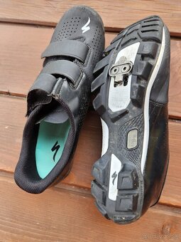 Specialized tretry č.41 - 2