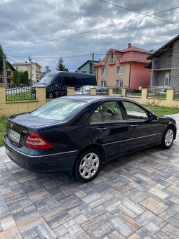 Mercedes benz elegance - 2