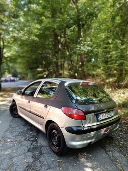 Peugeot 206 1.4i - 2