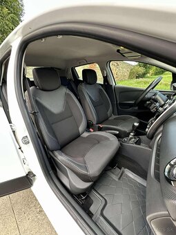 Renault Clio - 2