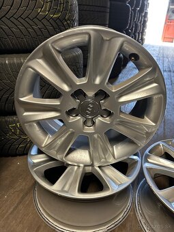 Elektrony Audi A1 - 2