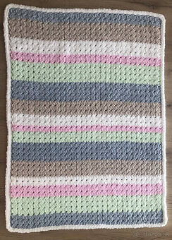 Výpredaj - puffy deka pastelové pásiky - 2