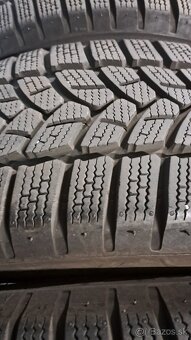 Predám 3ks jazdené zimné 195/55r16-87T Firstone - 2