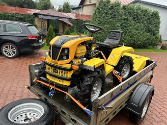 Predám malotraktor Tauros 4x4 benzín 18HP lamaci - 2