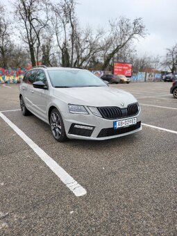 Škoda Octavia rs tsi automat
- 2