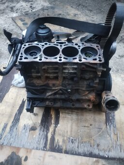 Motor 1,9 TDI 77kw BXE Volkswagen group - 2