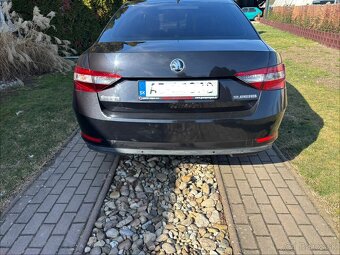 PREDÁM  ŠKODA SUPERB 2,0tdi - 2