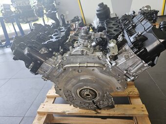 HOLOMOTOR CRT 3,0 TDI AUDI Q7 4M - 2