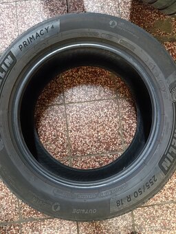 255/50 R18 Michelin - 2