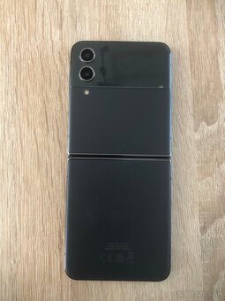 Predám Samsung galaxy flip 4 8ram 128GB - 2