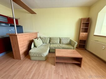 Okamžite voľná priestranná garsónka na ulici Fedinov… - 2