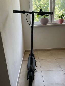 Ninebot KickScooter F2 - 2