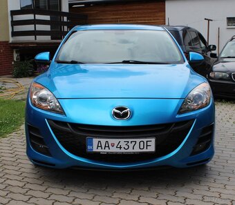 • MAZDA 3 1.6i, 77 kW, Benzín, 5-st. manuál, r.v. 2009 • - 2