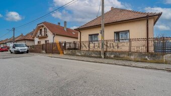 ALL INCLUSIVE l NA PREDAJ 3 IZBOVÝ ROD. DOM S GARÁŽOU, TRHOV - 2