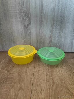 Tupperware hitparáda 1 a 1,4litra spolu za 30eur, nádoby 1,2 - 2