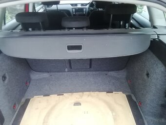 Rozpredám škoda octavia 3 combi 1,6 tdi - 2