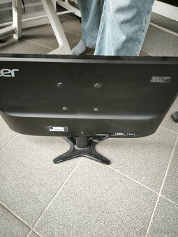 Monitor Acer - 2