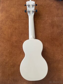 ukulele - 2