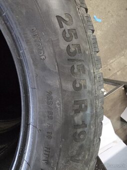 255/55R19 - 2