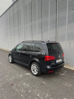 Volkswagen Touran - 2