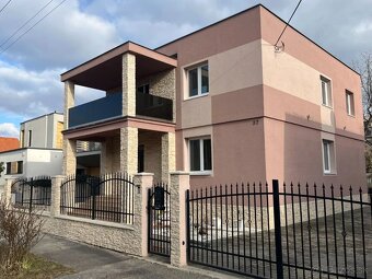 2,5 izbový byt v RD+2X park. miesto,na prenájom, Inovecká - 2