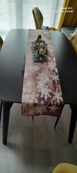 Jedálenský stôl - 2