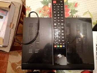 predám satelitný prijímač AB Cryptobox 650HD - 2