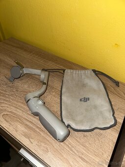 Stabilizátor DJI OM 5 athens gray - 2