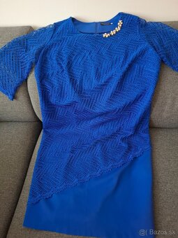 Modré krajkové šaty - 2