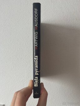 Hartwig Hausdorf - Biela pyramída - 2