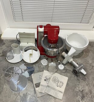 Bosch MUM 48R1/05 kuchynský robot - 2