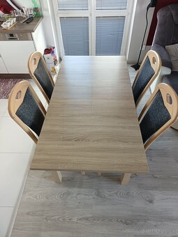 Predám jedálenský stôl so stolickami - 2