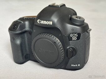 Canon EOS 5D Mark III - 2